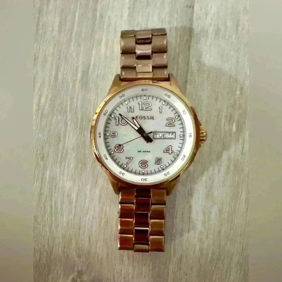 Fossil Rose Gold Watch 10ATM - Picture 1 of 15